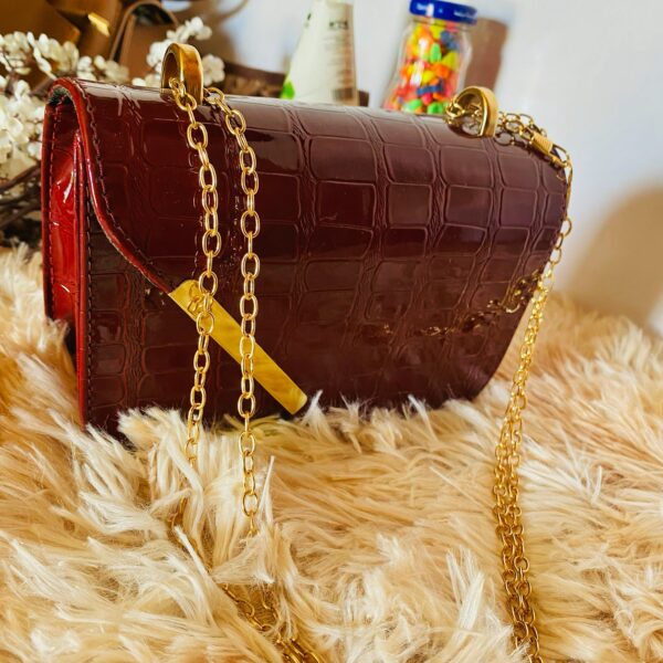 Rouge Éclat – Croc Luxe Edition - Image 2